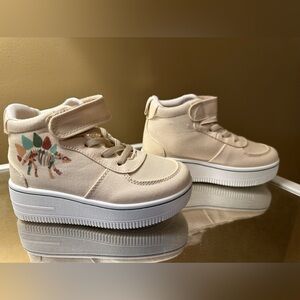 Toddler canvas dinosaur high tops size 8